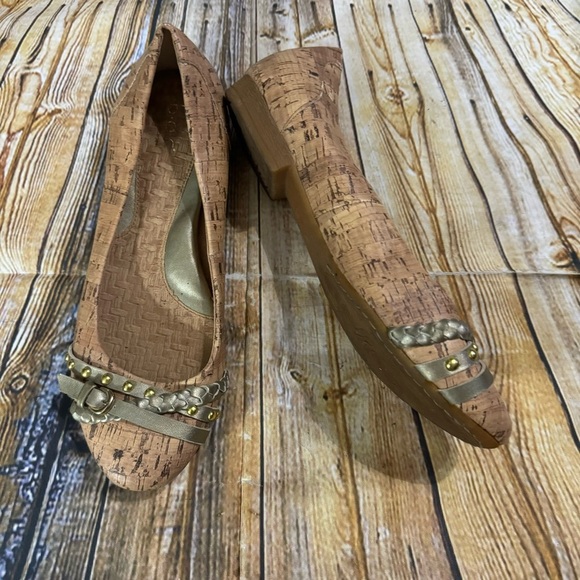 b.o.c. Born Concept Alejandra Ballet Flats Slip On Cork Style Womens Size 8.5 - Picture 1 of 3